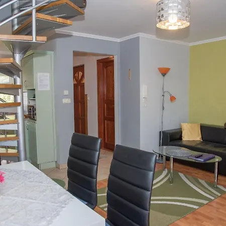 Wunderschoene In Lejlighed Keszthely